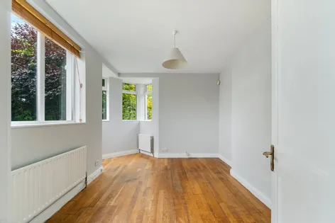 Omra, Pearse Road -  DNG