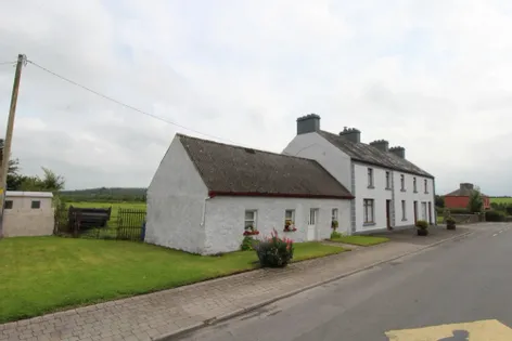 Creggs Village, Co. Galway -  DNG