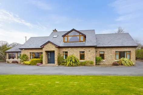 Cregg, Rosses Point -  DNG