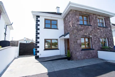 7 Breaffy Court, Castlebar, Co. Mayo, F23 YY28, - DNG