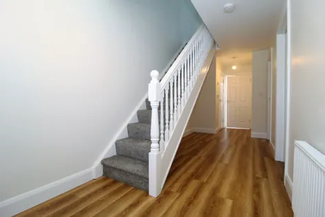 8 Macregol Cuirt, Birr, Co. Offaly, R42 R798 -  DNG