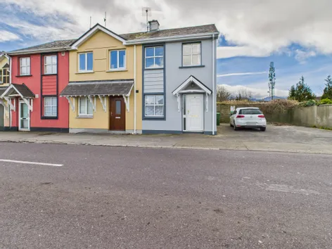 5 Low Field Apartments, Lower Basin View -  DNG