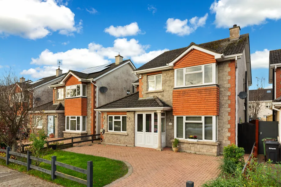 12 Alder Walk, Athlumney Wood, Navan, Co. Meath, C15 YYP7.  - DNG Estate Agents