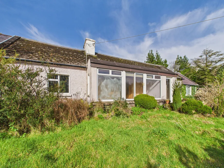 The Old Farmhouse, Minard West, Lispole, County Kerry. V92 Y5Y6 - DNG Estate Agents