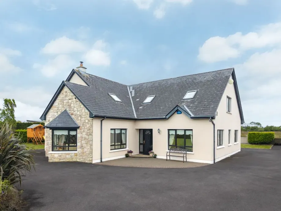 Rocklands, Castlebar, Co. Mayo, F23 D968 - DNG Estate Agents