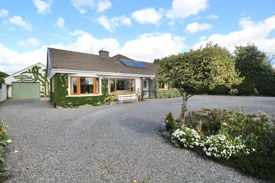 Clara Road, Moate, Co. Westmeath - DNG Estate Agents