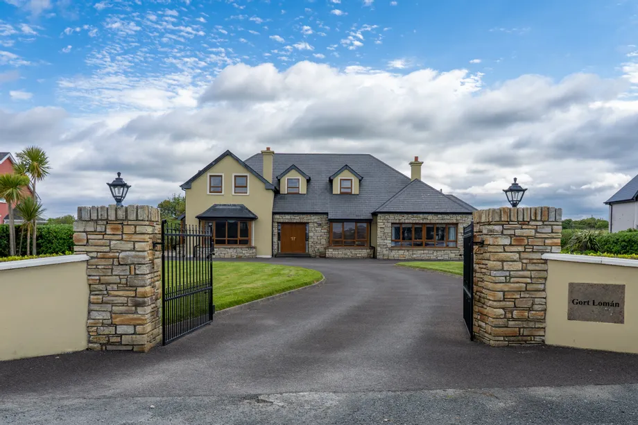 Lower Killult, Falcarragh, Co. Donegal, F92A8X0 - DNG Estate Agents
