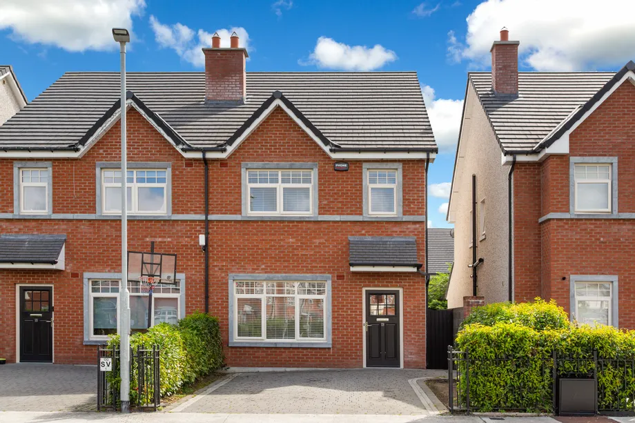 19 Effernock Grove, Effernock, Trim, Co. Meath, C15 ERX4 - DNG Estate Agents