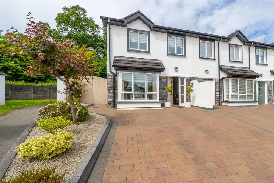 21 College Woods, Balla, Co. Mayo, F23 W563 - DNG Estate Agents