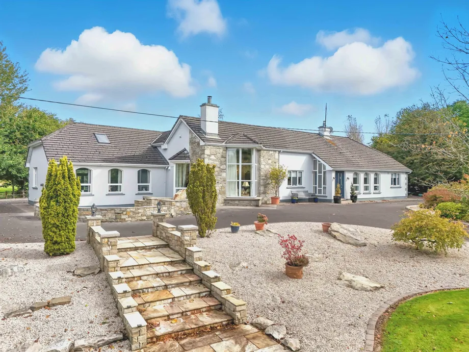Tavraun, Kilkelly, Co. Mayo - DNG Estate Agents