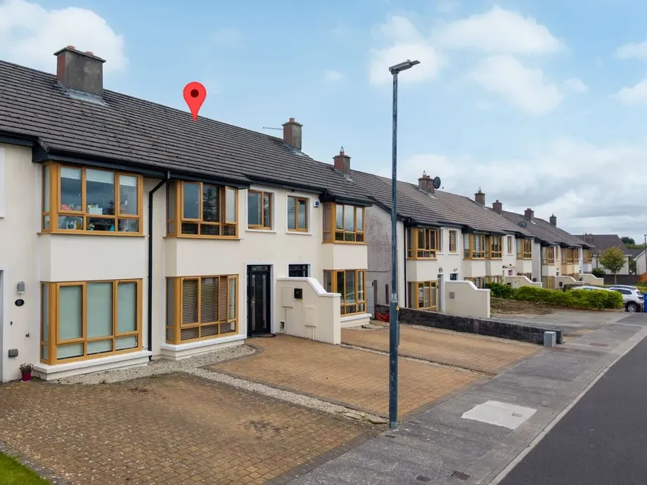 Carrabeag, Newport Road, Castlebar, Co. Mayo, F23 HK35 - DNG Estate Agents