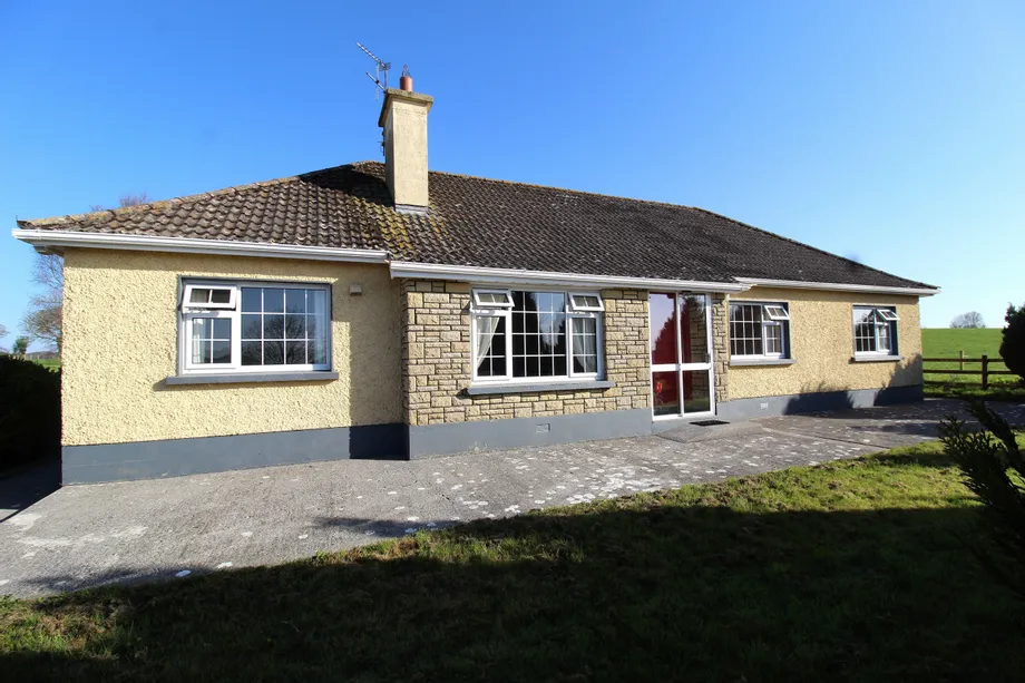 Clooncanabeg, Killimor, Ballinasloe, Galway, H53 T670 - DNG Estate Agents