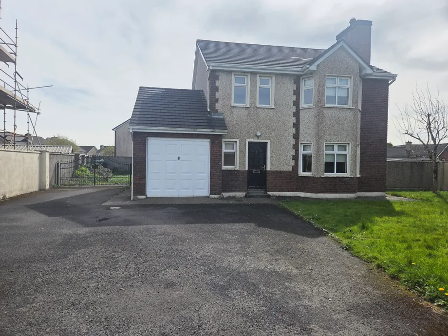 2 Manor Village, Westport Road, Castlebar, Co. Mayo, F23 YY84, Ireland - DNG Estate Agents