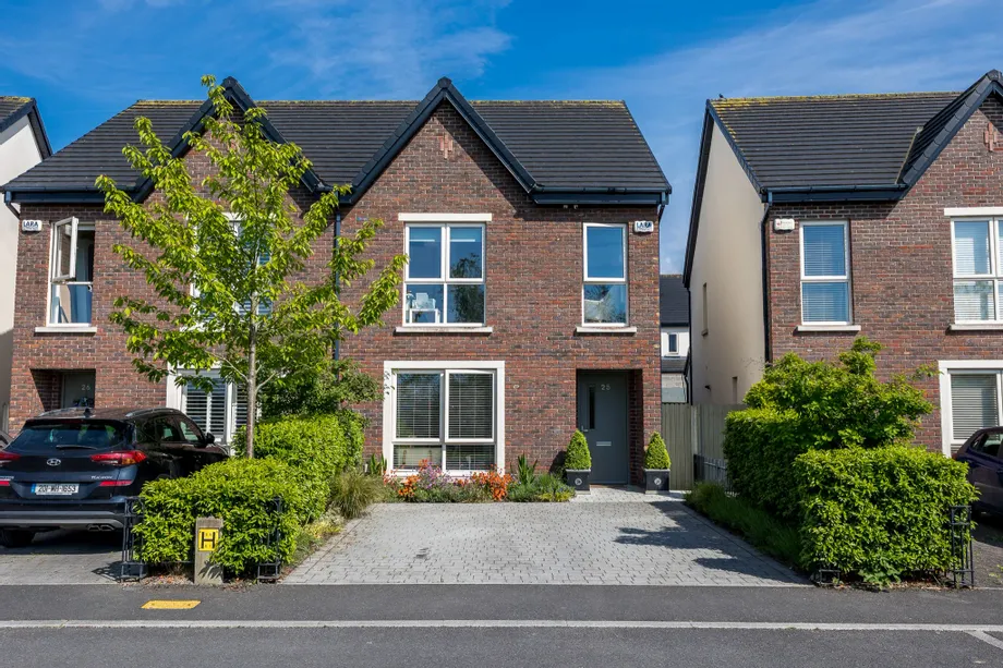 25 Churchfield Park, Ashbourne, Co. Meath, A84 XR13 - DNG Estate Agents
