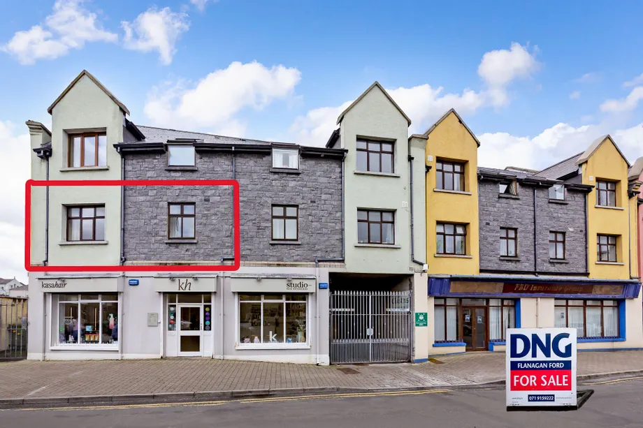6 The Cloisters - DNG Estate Agents