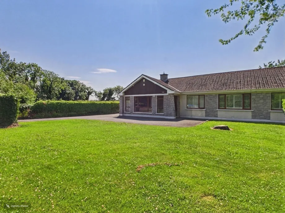 Denbri, Fairyhouse Rd, Ratoath, Co. Meath, A85 KW56 - DNG Estate Agents