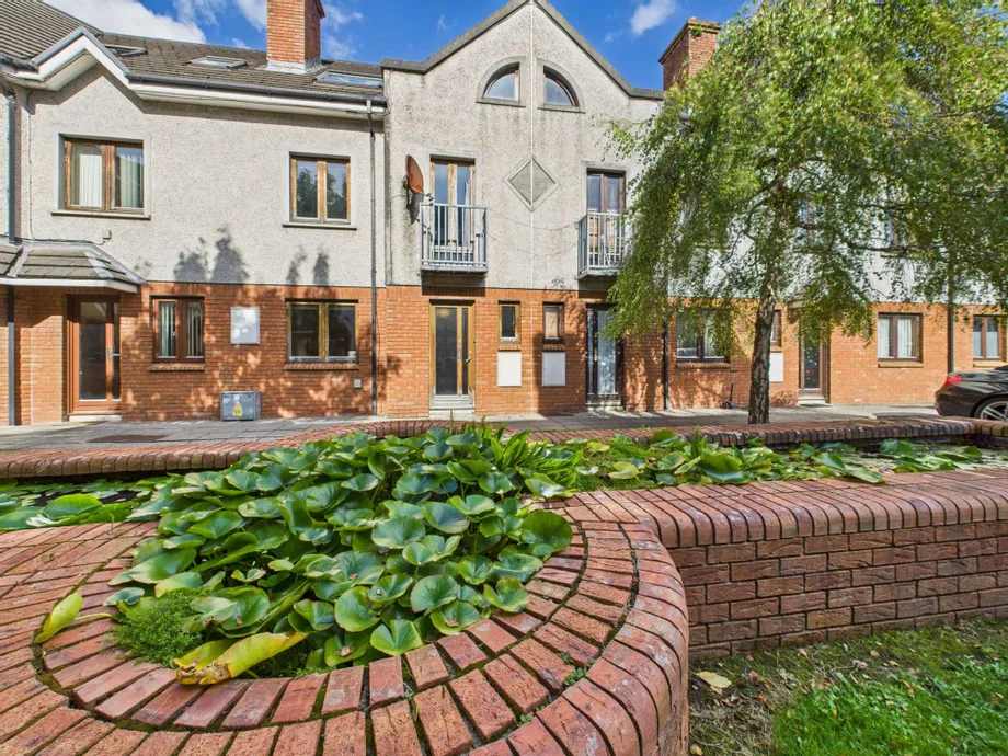 9 St John's Ct, Ashe St, Tralee, Co. Kerry, V92 RK65, Ireland - DNG Estate Agents