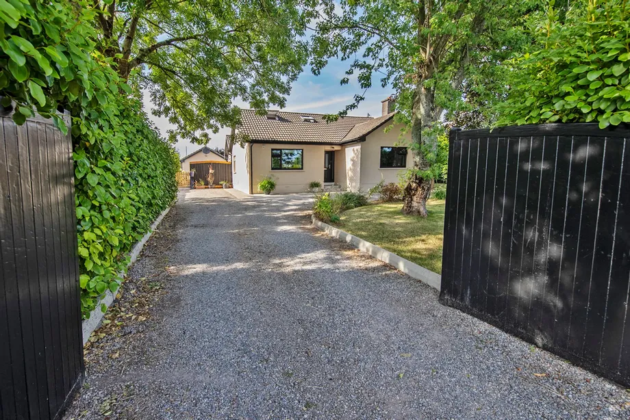 Ballinroad, Dungarvan, Co. Waterford - DNG Estate Agents