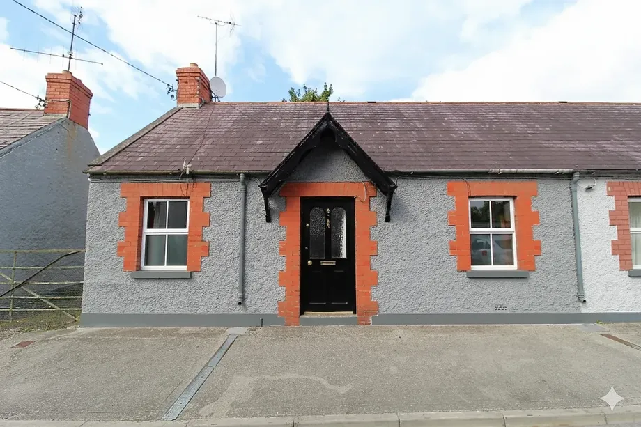 4 Compton Row, Birr, Co. Offaly - DNG Estate Agents
