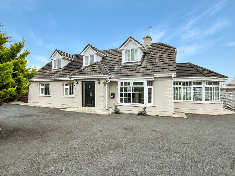 Lake View, 7 Forge Field, Pallaskenry, Co. Limerick - DNG Estate Agents