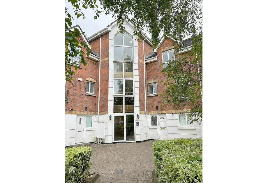 40 Broadmeadow Castle, Ashbourne, Co. Meath A84 HX67 - DNG Estate Agents