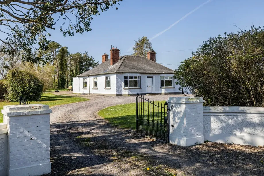 Branstown Lodge, Corbalton, Tara, Ratoath, Co. Meath, C15T226 - DNG Estate Agents