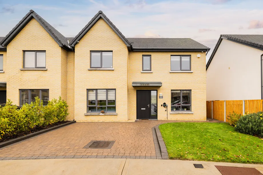 1 The Mews, Silver Banks, Stamullen, Co. Meath, K32 CC96 - DNG Estate Agents