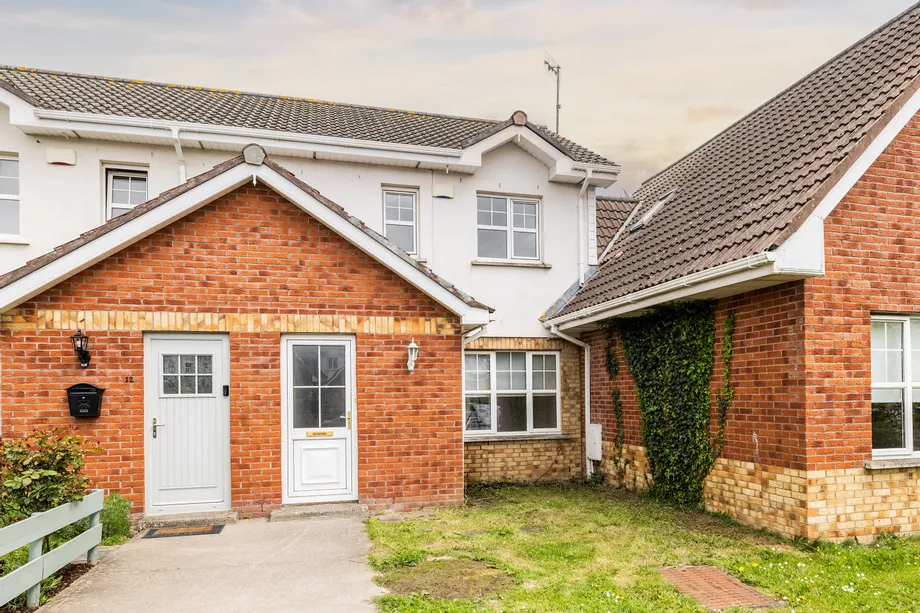 10 Grange Ave, Stamullen, Co. Meath, Ireland - DNG Estate Agents