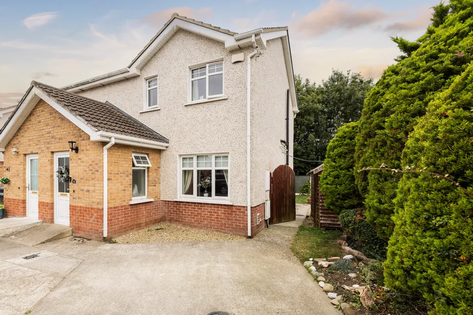 21 Grange Court, Stamullen, Co. Meath, K32 DC03 - DNG Estate Agents