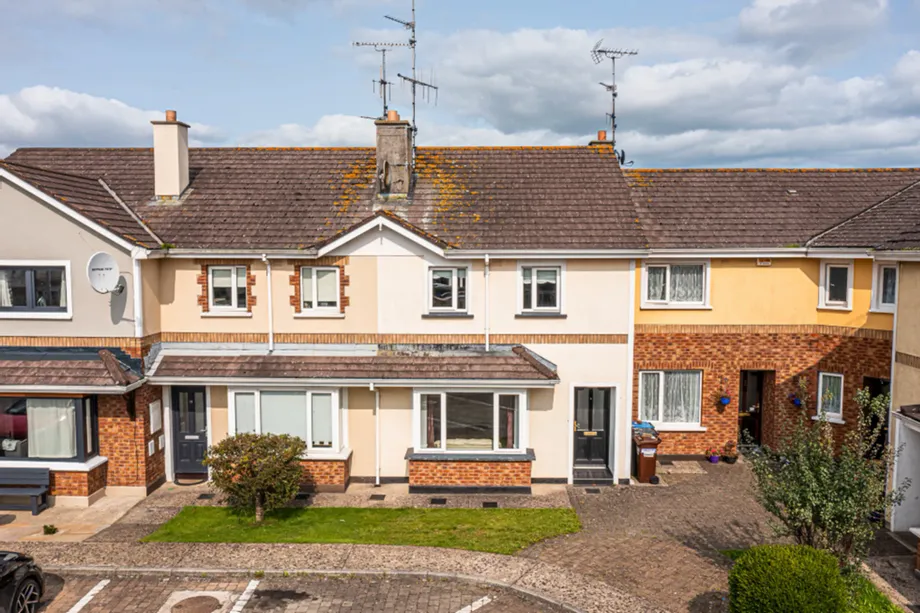 25 Woodbury, Gorey, Co. Wexford, Y25 AT04, Ireland - DNG Estate Agents