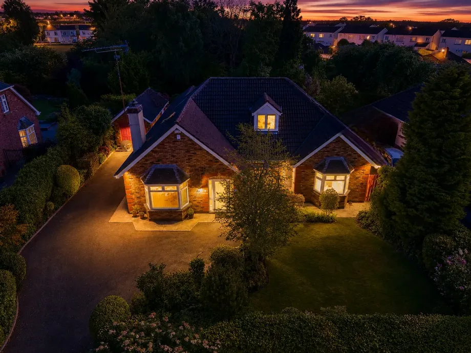 21 Springfield Glen, Dublin Road, Navan, Co. Meath, C15 N5F6.  - DNG Estate Agents