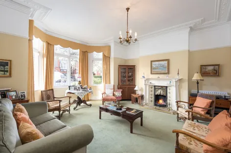 Kilcarne, 9 Ailesbury Park, Ballsbridge, Dublin 4, D04K1C8 - DNG