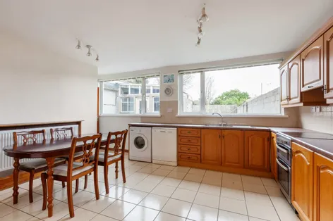 19 Shanowen Grove, Santry, Dublin 9., D09W319 -  DNG