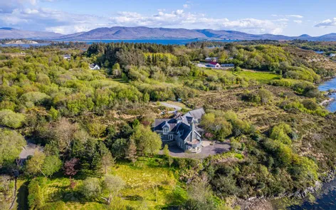 Drimna Lodge & Baileys Cottage, Oysterbed Road, Sneem, Co Kerry, V93HY24 -  DNG