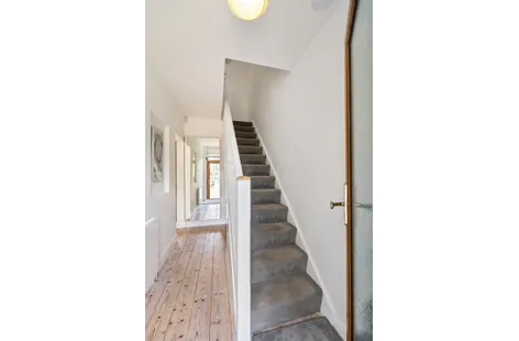 44 Clontarf Park, Clontarf, Dublin 3, D03FW56 -  DNG