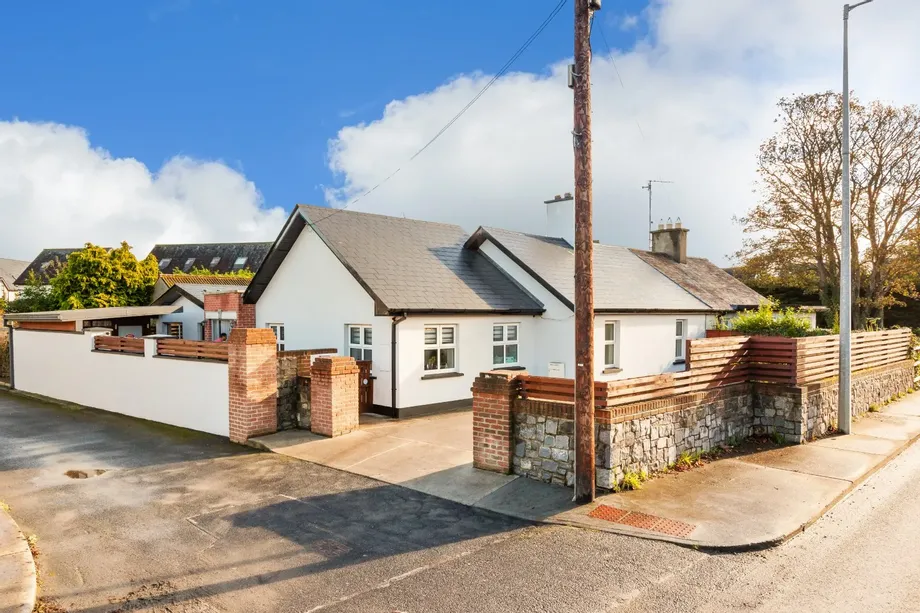 "Lily Cottage", Hollystown, Dublin 15, D15A89H - DNG Estate Agents
