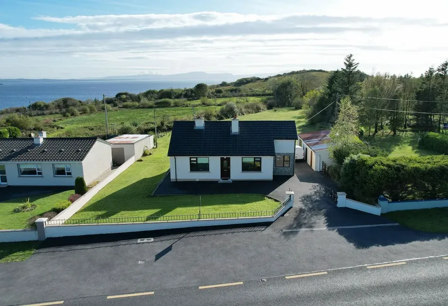 Mill Road, Dunkineely, Co.Donegal, F94T6C6 - DNG Estate Agents