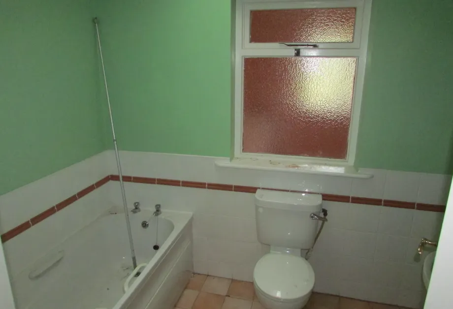 The Yellow Bungalow, Passage Cross, Dunmore Road, Waterford - DNG Estate Agents