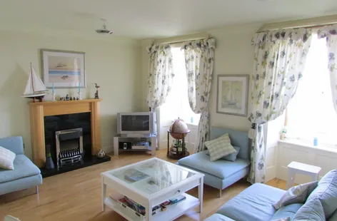 Apt. No. 6 Harbour House, Convent Road, Dunmore East, Waterford -  DNG