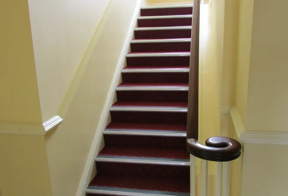 Apt. No. 6 Harbour House, Convent Road, Dunmore East, Waterford - DNG Estate Agents