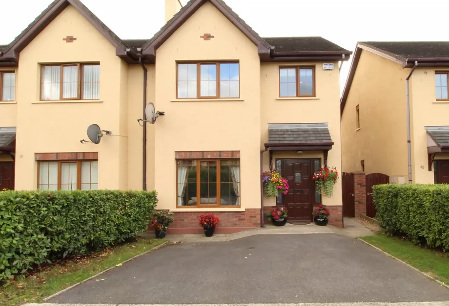 No. 44 Bishopsfield, Williamstown, Waterford City, Waterford - DNG Estate Agents