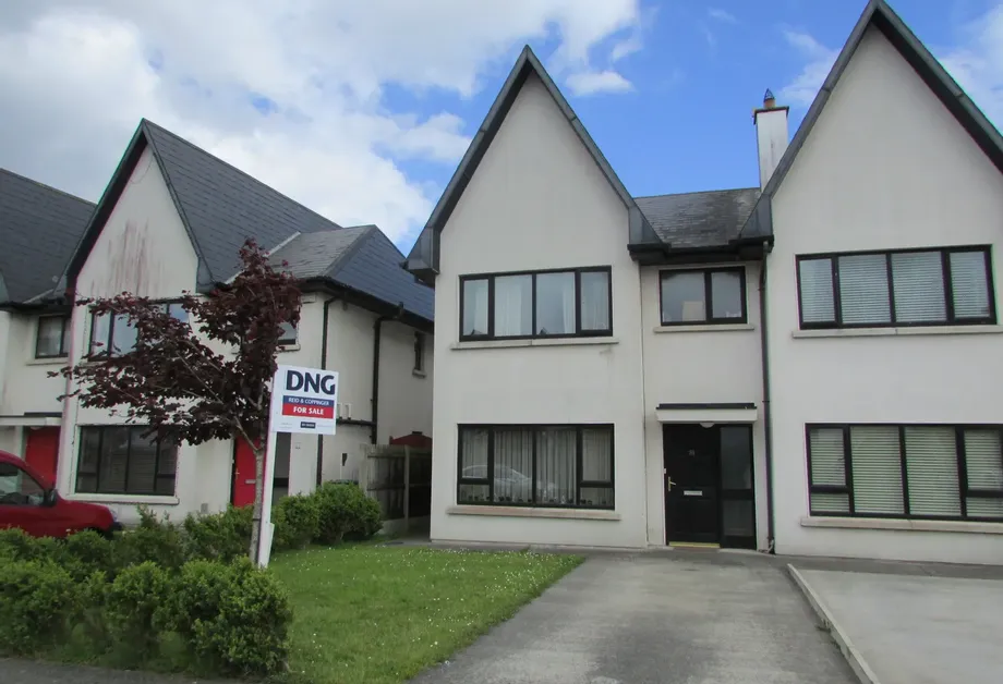 No. 51 Oaks Avenue, Carraig An Aird, Six Cross Roads, Waterford City, Waterford - DNG Estate Agents