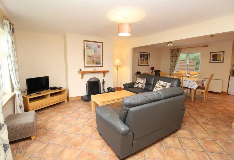 No. 13 Forest Haven, Dunmore East, Waterford - DNG Estate Agents