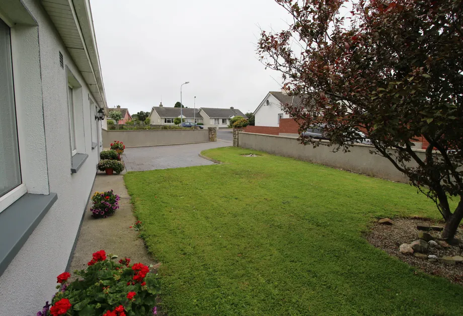 No. 2 The Bungalows, Shanakiel, Coxtown, Dunmore East, Waterford - DNG Estate Agents