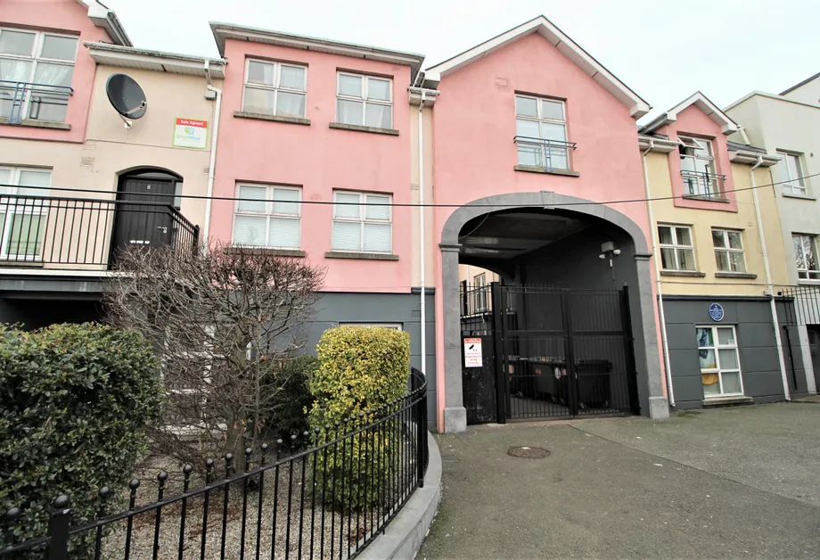 Apartment 6, Saint Patrick's Court, Wellington Street, Waterford City, Waterford - DNG Estate Agents