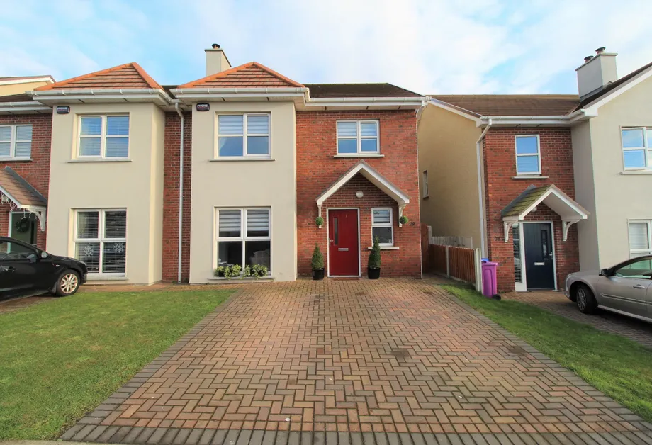 No. 79 The Drive, Kill Saint Lawrence, Waterford City, Waterford - DNG Estate Agents