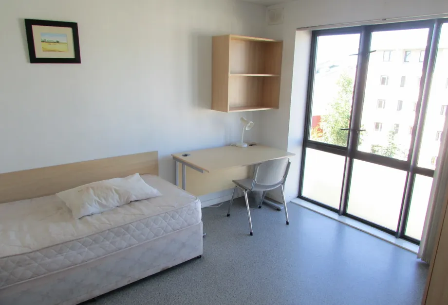 Apt. No. 9 Block 7 Riverwalk, Inner Ring Road, Waterford City, Waterford - DNG Estate Agents