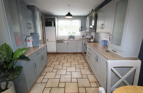 1 Church Street, Castleblayney, Monaghan -  DNG