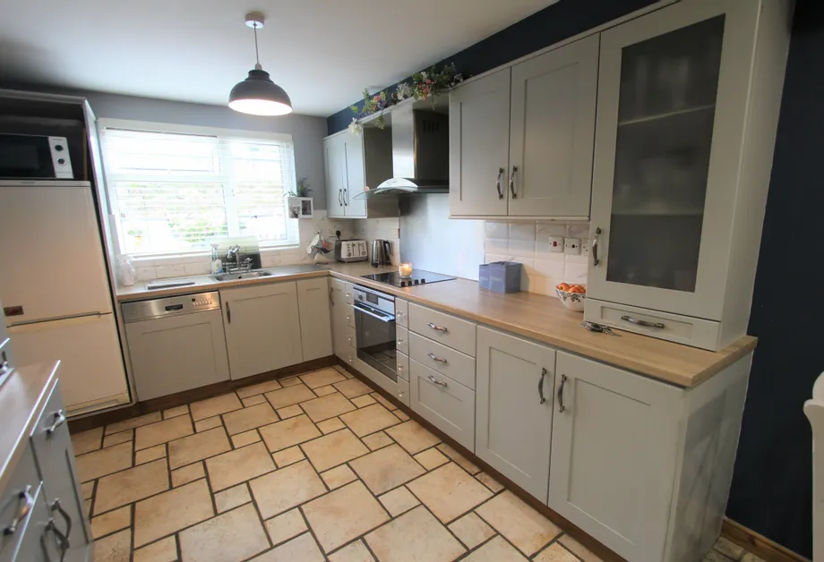 1 Church Street, Castleblayney, Monaghan - DNG Estate Agents