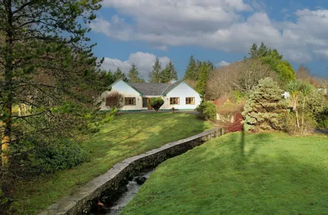 Droichead Na Mbrog, Carrick, Co.Donegal, F94P8F1 - DNG